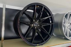 LC-P3-schwarz-1-scaled