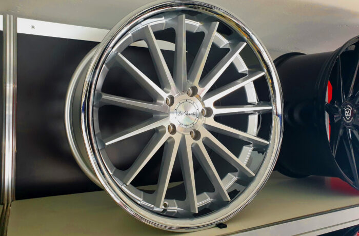 P12 silber chrom 9×20, 10.5×20, 9×22, 10.5×22 5×112 / 5×115/ 5×120  Preis pro Stück: ab 549,00€