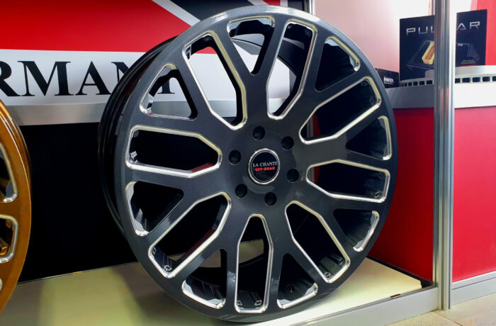 LC-OF8 graphit 9.5×22 5×127 / 5×139.7 / 6×139.7 / 6×135  ET 12/32/35 Preis pro Stück: 699,00€