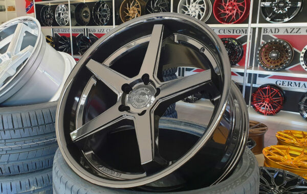 P13 schwarz 9×20, 10.5×20, 5×112 / 5×114.3/ 5×115/ 5×120  Preis pro Stück: ab 599,00€