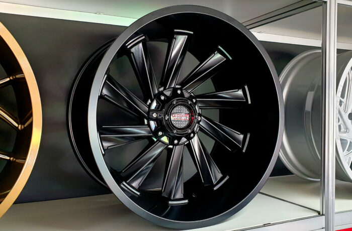 LC-OF10 schwarz matt 12×20/12×22 5×127 / 5×139.7 / 6×139.7 / 6×135  ET -44 Preis pro Stück ab: 799,00€