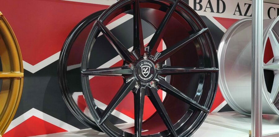 LCP10 schwarz 9×20/10×20/10.5×20/11×20, 5×112/5×114.3/5×115/5×120 Preis pro Stück: 549,99€/649,00€/649,00€/749,00€ 1