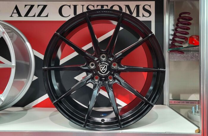 LCP11 schwarz 9×21/10.5×21 5×112/5×114.3/5×115/5×120 Preis pro Stück: 649,99€/749,00€ 2