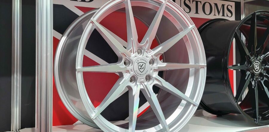 LCP11 silber 9×21/10.5×21 5×112/5×114.3/5×115/5×120 Preis pro Stück: 649,99€/749,00€ 1