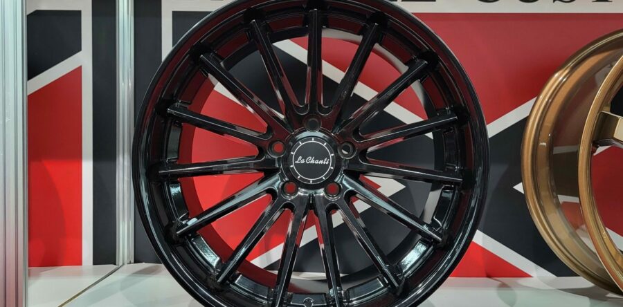 LCP12 schwarz 9×20/10.5×20 5×112/5×114.3/5×120 Preis pro Stück: 549,99€/699,00€ 9×22/10.5×22 5×112/5×115 Preis pro Stück: 649,00€/749,00€ 2