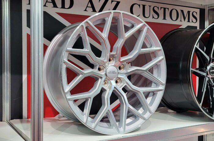 LCP2 silber 9×20/10×20/11×20, 5×112/5×114.3/5×120 Preis pro Stück: 549,99€/649,00€/749,00€ 1