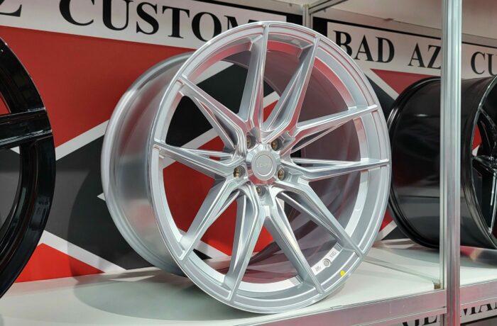 LCP3 silber 9×20/10×20/11×20, 5×112/5×114.3/5×120 Preis pro Stück: 549,99€/649,00€/749,00€ 1