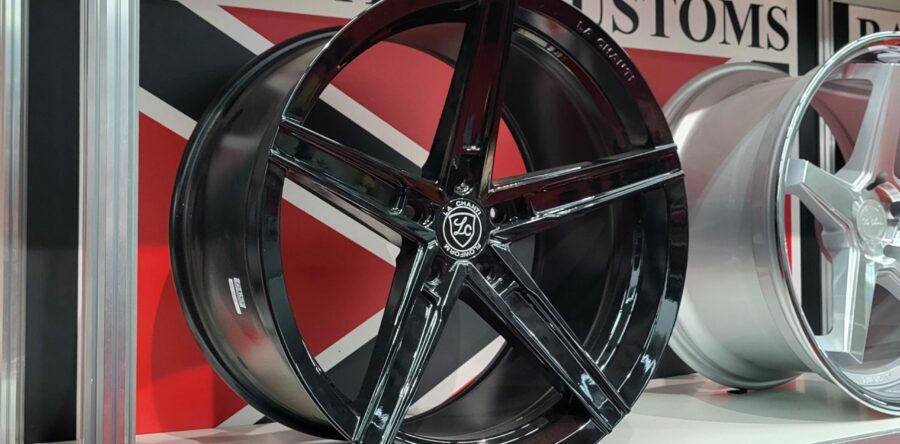 LCP8 schwarz 9×20/10×20/10.5×20/11×20, 5×112/5×114.3/5×115/5×120 Preis pro Stück: 549,99€/649,00€/649,00€/749,00€ 1