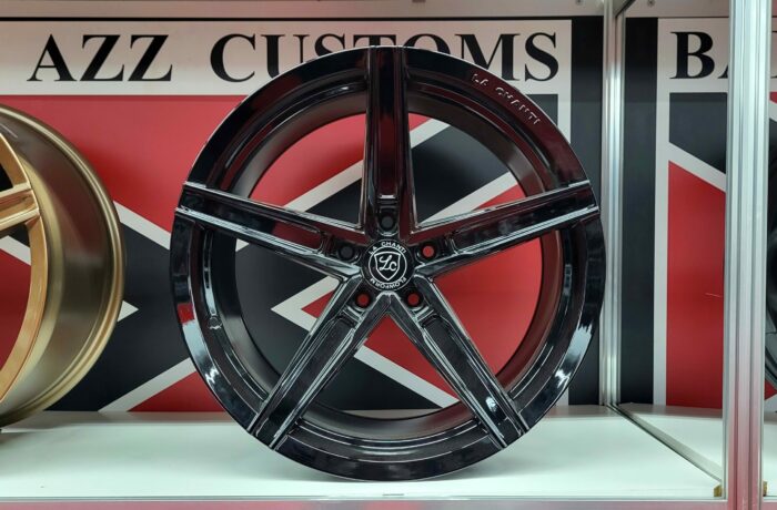 LCP8 schwarz 9×20/10×20/10.5×20/11×20, 5×112/5×114.3/5×115/5×120 Preis pro Stück: 549,99€/649,00€/649,00€/749,00€ 2