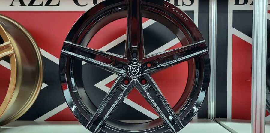 LCP8 schwarz 9×20/10×20/10.5×20/11×20, 5×112/5×114.3/5×115/5×120 Preis pro Stück: 549,99€/649,00€/649,00€/749,00€ 2