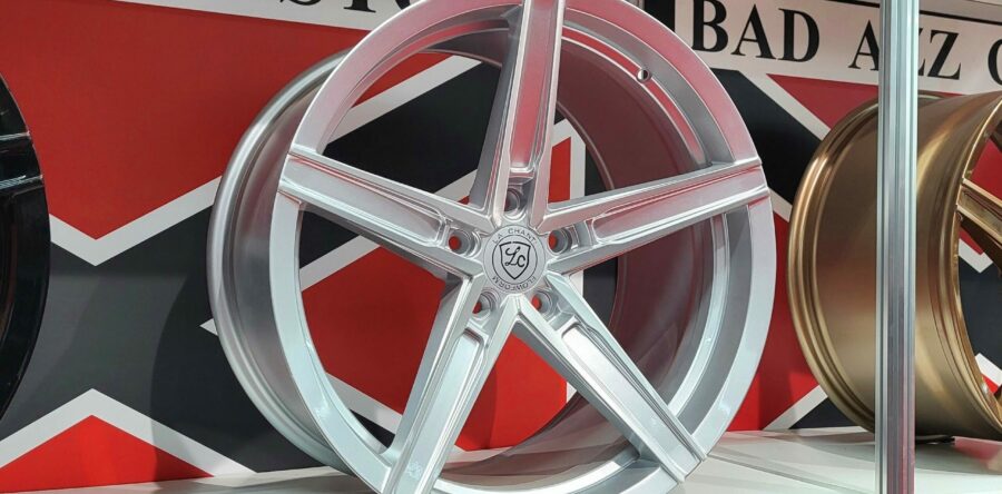 LCP8 silber 9×20/10×20/10.5×20/11×20, 5×112/5×114.3/5×115/5×120 Preis pro Stück: 549,99€/649,00€/649,00€/749,00€ 1