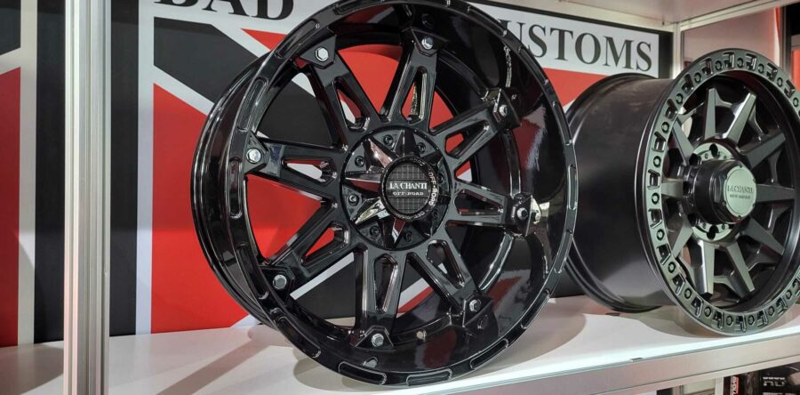 LC-OF1 10×20 schwarz glanz 1