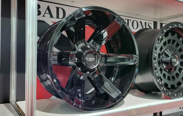 OF16 12×22 schwarz glanz 1